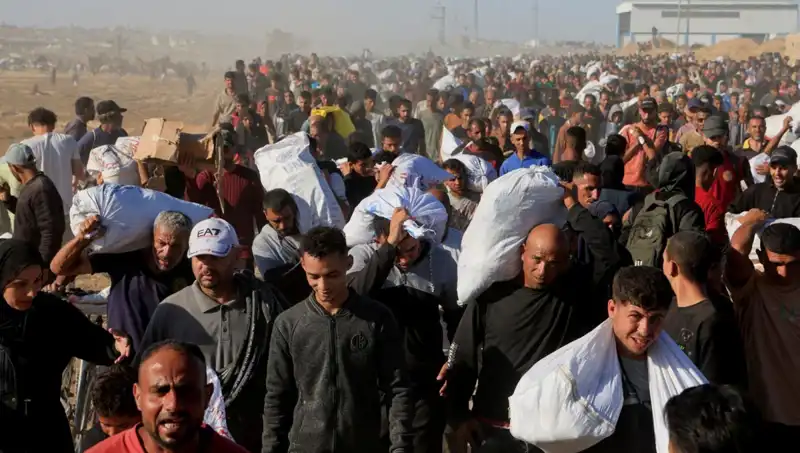 Han Yunus’a Kuşatma: İsrail Ordusu 15 Kilometrelik Yeni Koridor Açtı