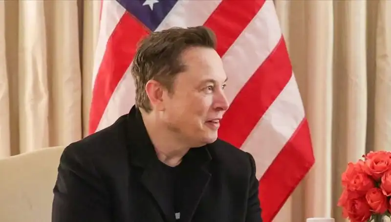 Elon Musk’tan Trump’a Destek: Beyaz Saray Tartışmaları ve Ukrayna Krizi
