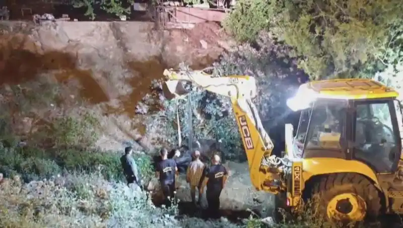 Hatay'da Çığlık Çığlığa Kurtarma Operasyonu: İneğin Dramı