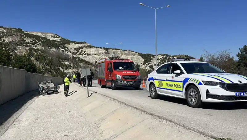 Burdur'da Feci Kaza: İki Çocuk da Dahil Dört Kişi Yaralandı
