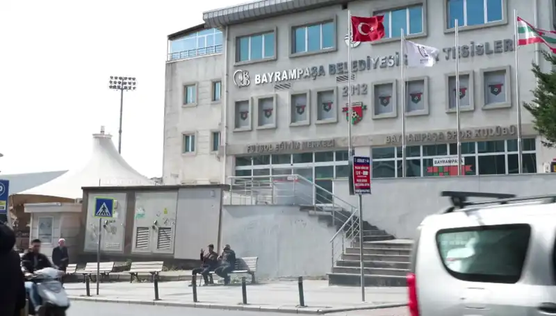 Arda Turan Spor Kompleksi'nin Otoparkı Su Bastı: Dikkat Çeken Gelişmeler!
