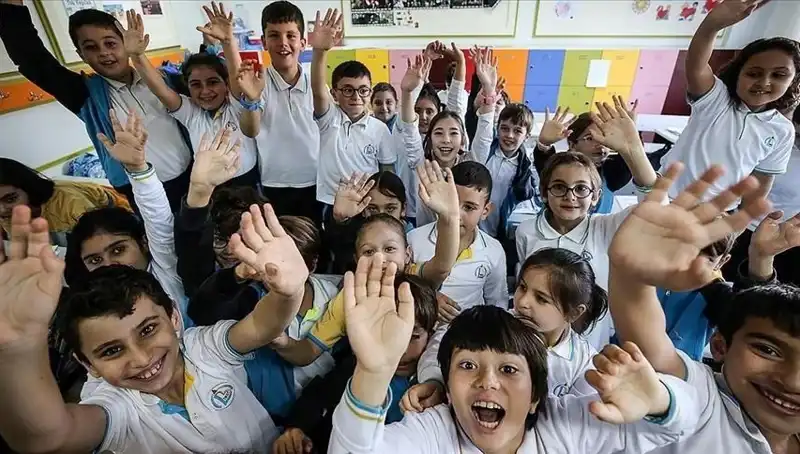 9 Günlük Tatil Sonrası Okullarda Yüz Yüze Eğitim Başlıyor
