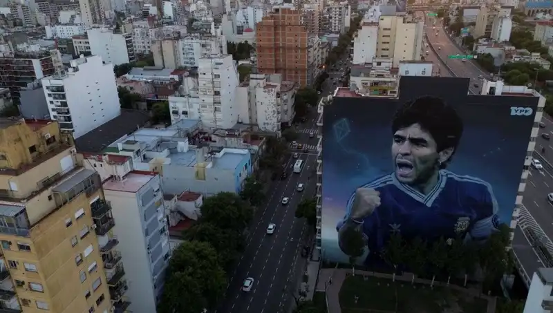 Maradona'nın Ölümünde Sağlık Çalışanlarının Rolü: Cinayet İddiaları Gündemde